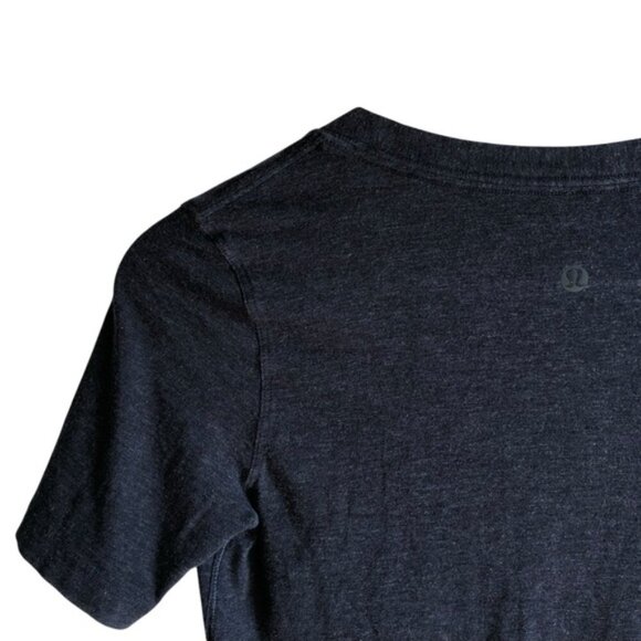 Lululemon Love Tee Size 4 Heathered Black Pima Cotton V-Neck - Picture 9 of 11